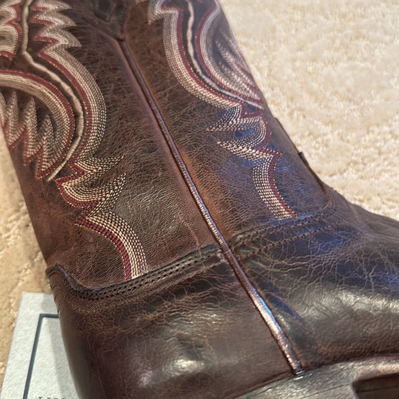 Lucchese Women’s Brown Cowboy Boot - Picture 2 of 14